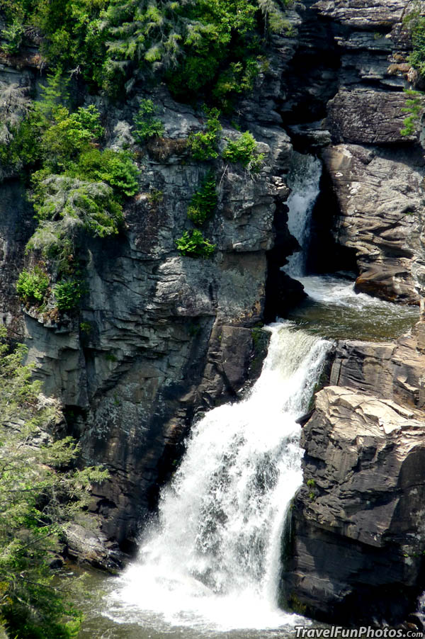 Linville Falls in Blue Ridge Mountains, N. Carolina - USA